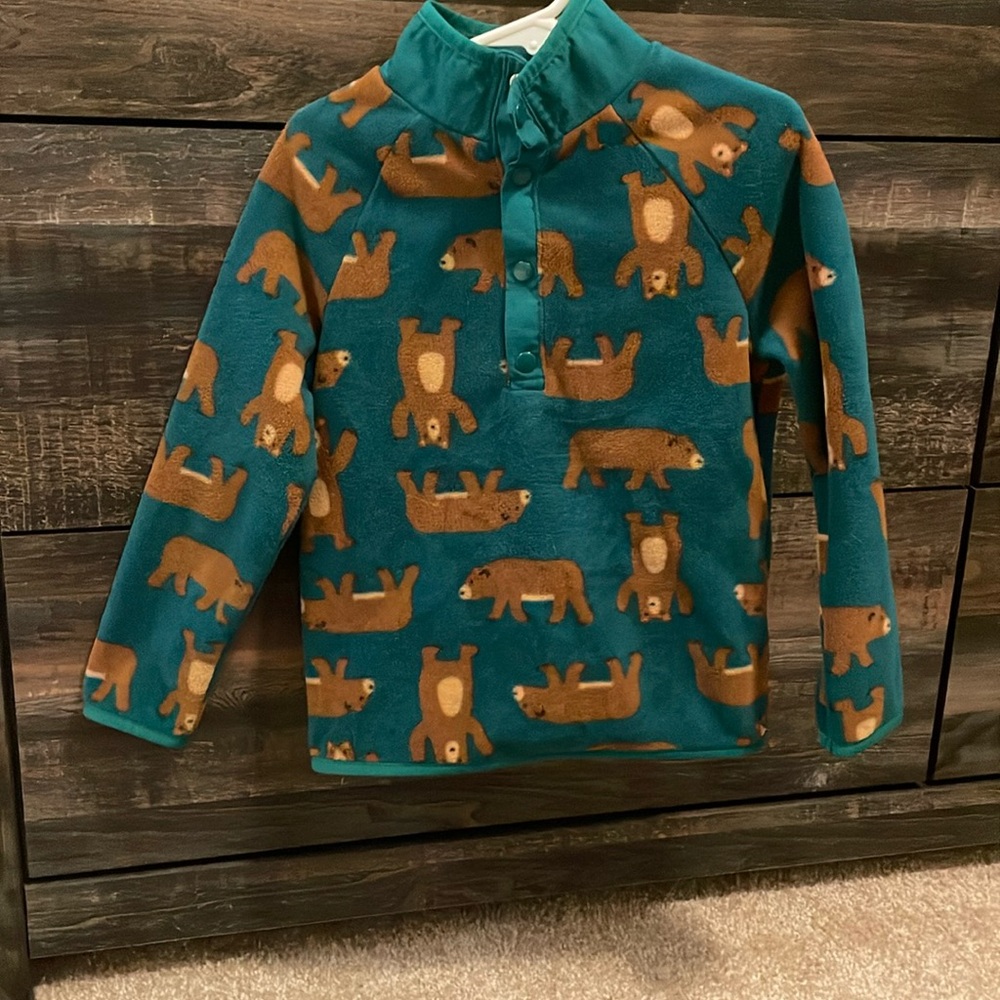 Old Navy Bear Pullover